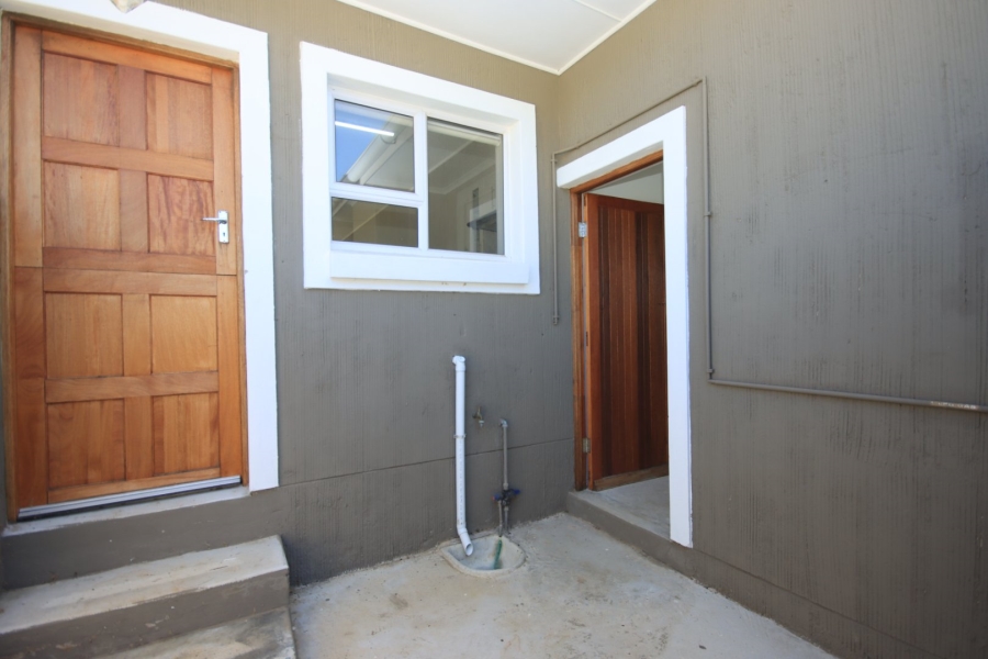  Bedroom Property for Sale in Kidds Beach Eastern Cape